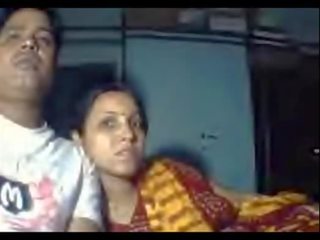 Hinduskie amuter atrakcyjny para miłość flaunting ich dorosły film życie - wowmoyback