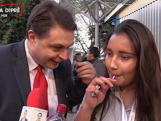 غريب وسائل التحقق من ل المكسيكي adolescent مع اندريا dipre